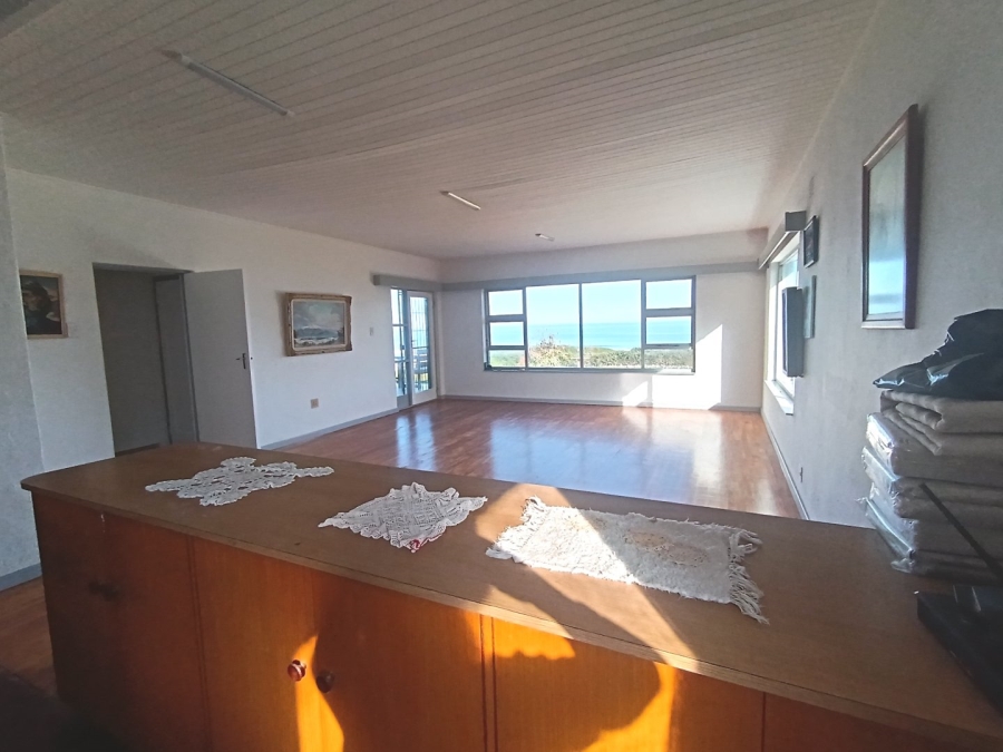 To Let 3 Bedroom Property for Rent in Glentana Western Cape